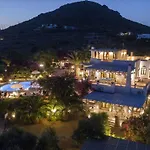 Villa Pari Manda