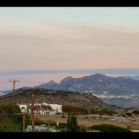Pari Manda Agios Prokopios (Naxos)